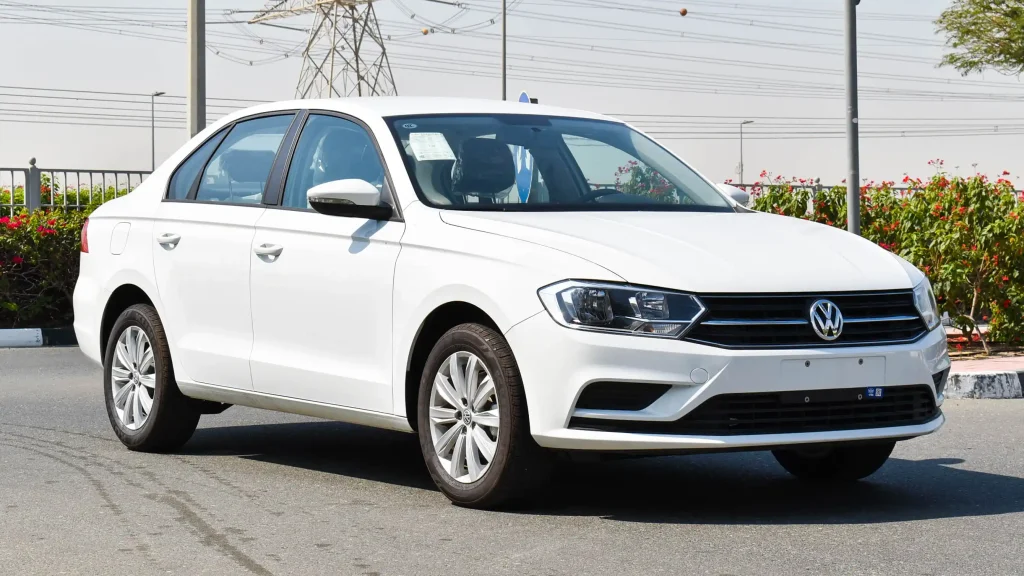 2022-volkswagen-bora-white