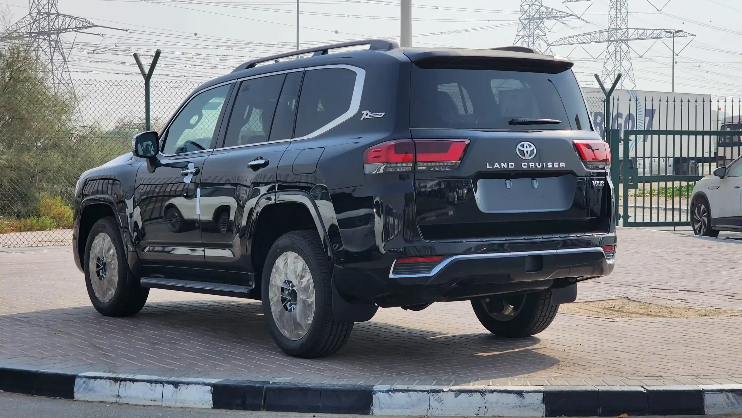 2023 Toyota Land Cruiser VXR (For Export) for Sale | Alwan