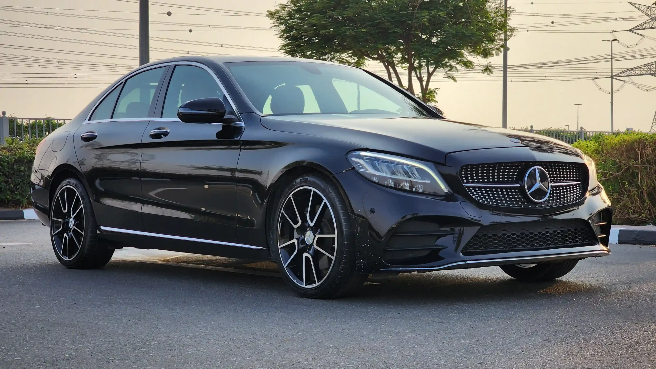 2020-mercedes-benz-c300-black-for-sale-alwan-global-cars