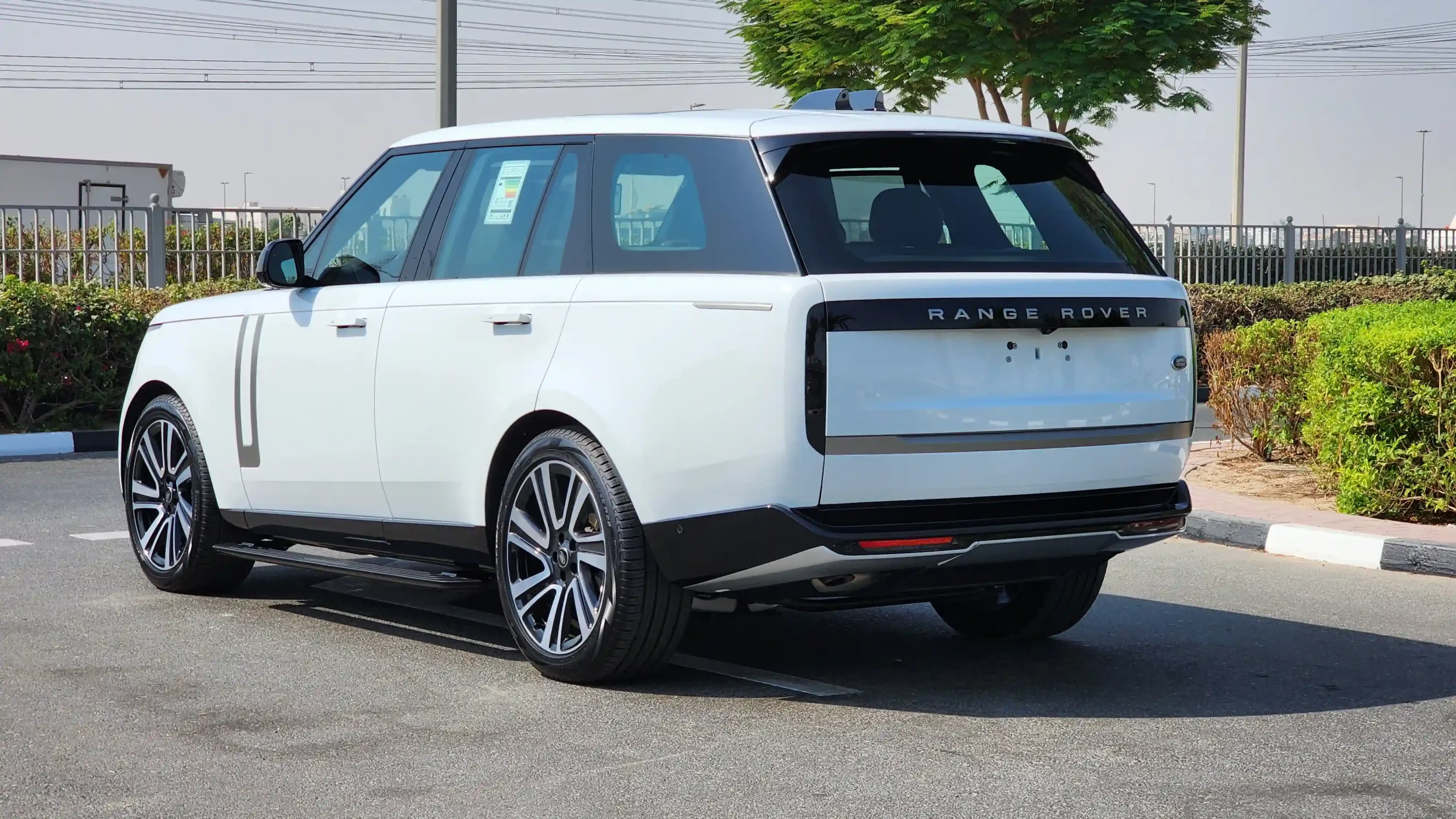2023 Range Rover HSE V6 (White) for Sale | Alwan Global Cars, UAE
