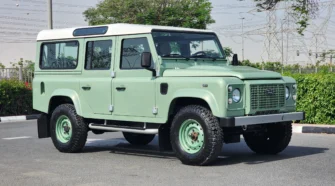 Land Rover Defender Heritage HUE 166